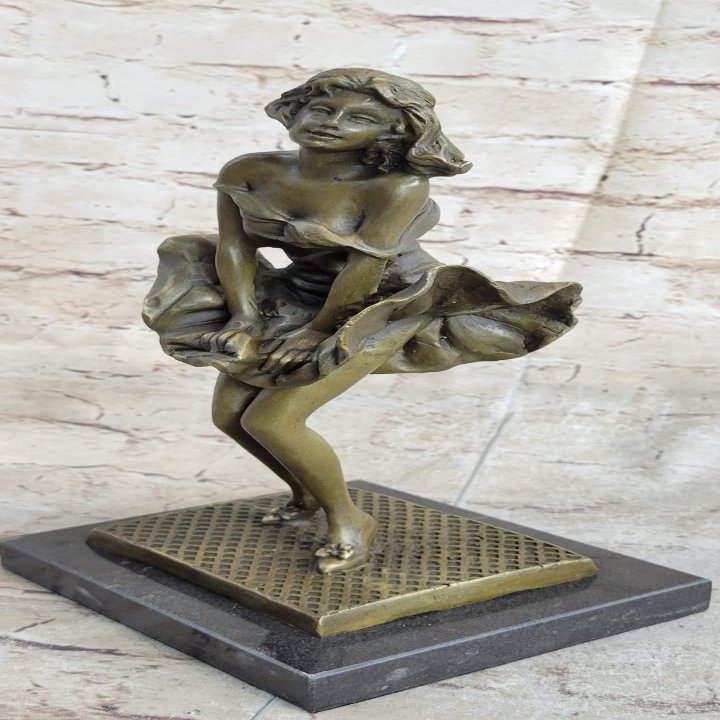 Classical Bronze Sculpture Marilyn Monroe Copper Statue Celebrities Artwork Hot Cast Artwork Decor Art by Think Bronze