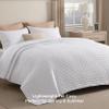 Bedsure King Quilt - Bright White Bedspread King Size & Lightweight Comforter, Modern Coverlet with Clover Pattern, Ultra Soft All-Season Bedding, 106 x 96 Inches view 2