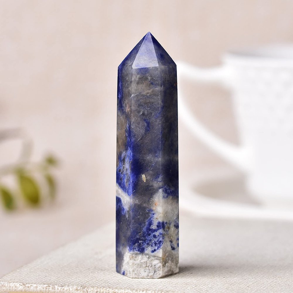 Natural Stones and Crystal Stone Tower Ore Mineral Polished Crafts Home Decoration,Sodalite,50-60mm