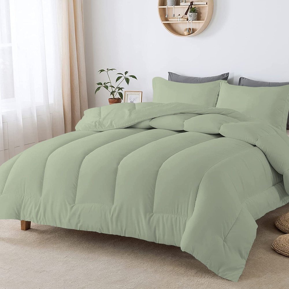 Velosso 5 PC Straight Line Pattern Comforter Set Premium Super Soft 600 GSM All Season | 1000 Thread Count | 100% Egyptian Cotton ( Oversized Super King Size, Light Sage Color)