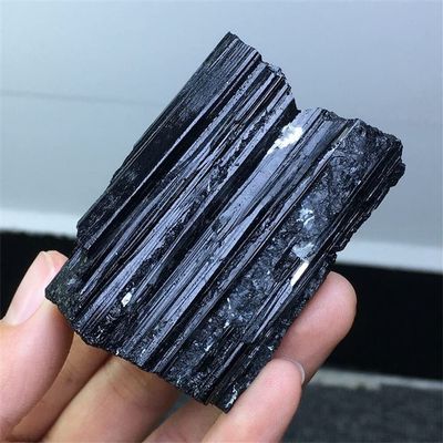 HXSCOO 300g Rough Natural Black Tourmaline Tumbled Raw Gemstone Specimen Irregular Crystal Healing Collection Magnetism Stone (Size : 300-400g)