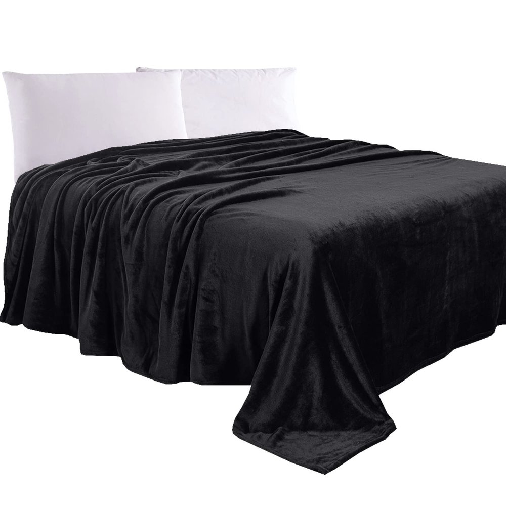 Elegant Comfort Luxury Velvety Feel Blanket, All-Season Lightweight Blanket, Ultra Plush, Soft, Cozy-Fuzzy Flannel Fleece for Couch, Sofa, Bed, Travel, Solid Design, Twin/Twin XL, Black