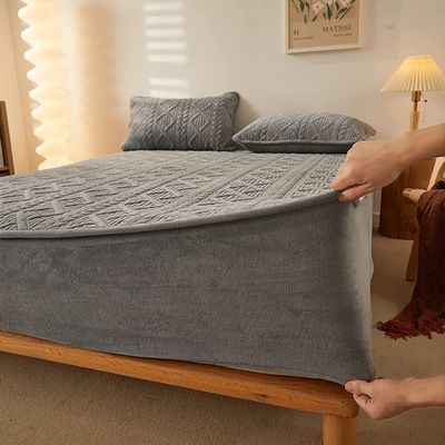 XHHBS Extra Deep Pocket Fitted Sheet Solid Color Milk Fleece Mattress Pad Cover Dustproof Mattress Cover for Bedroom Apartment (Color : Gray, Size : California King)
