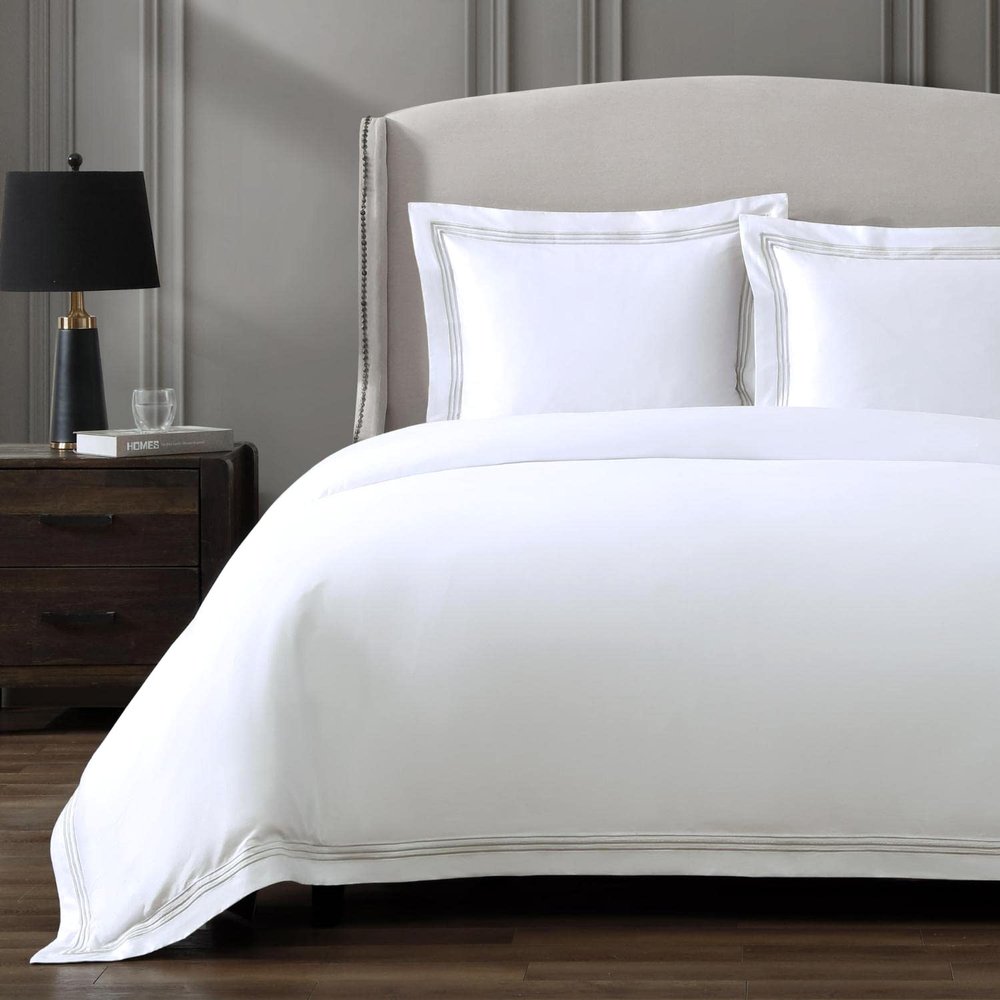 Hotel Triple Luxe Sateen Duvet Cover Set, 100% ELS Giza Egyptian Cotton, Embroidered, All Natural, Hidden Zipper Closure, Duvet Cover & 2 Pillow Shams (Nickel, King/Cal King)