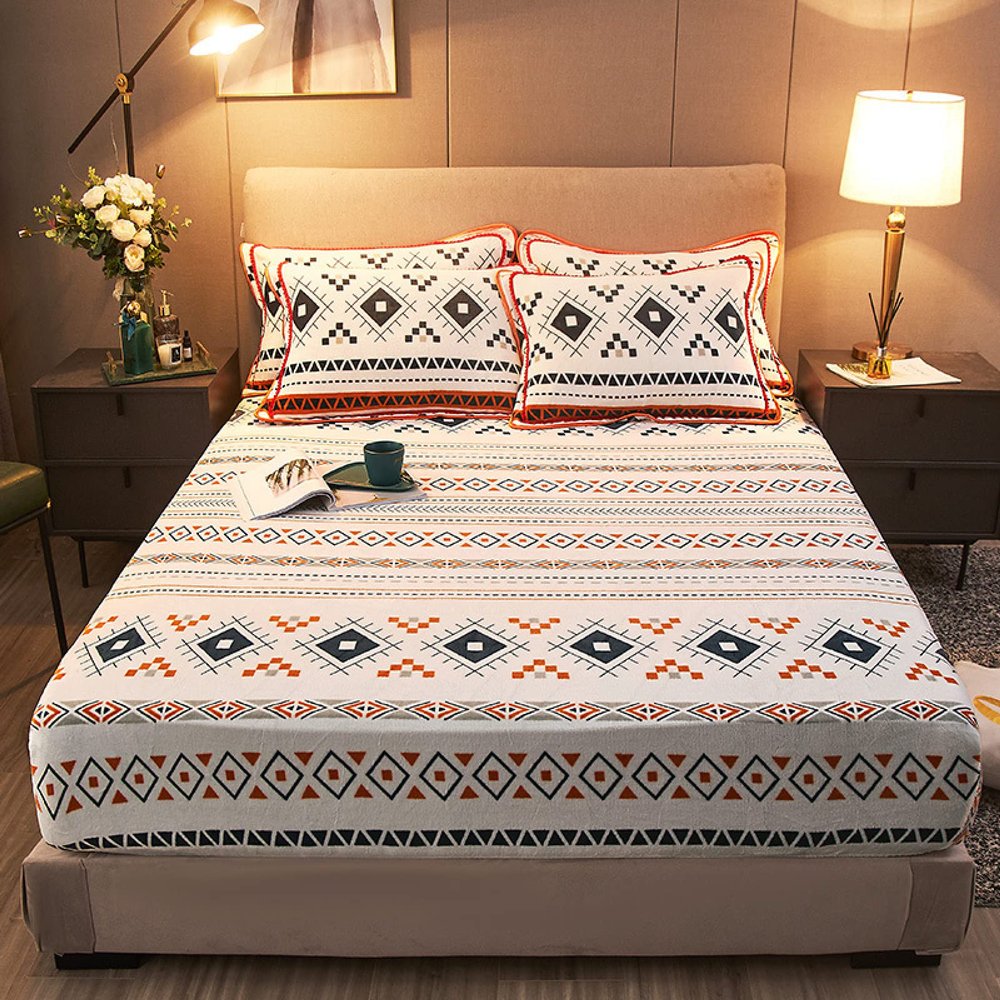 FCLDESHOP Bedding Bed Sheets,Autumn Winter Cartoon Print Coral Fleece Bedding Sheets, Deep Pocket Mattress Protector Pillowcases for Kids Room,Beige,200 * 220cm (3pcs)