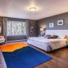 European Luxury Orange Blue Gradient Area Rug, Indoor Non-Slip Kids Rugs, Easy Clean Large Carpet for Living Room Bedroom Kitchen Entryway Floor Mat-5x7ft view 4