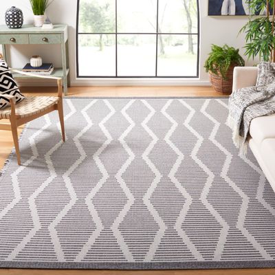 SAFAVIEH Area Rug 8x10 - Augustine Collection - Large - Ivory & Black, Cotton Boho Fringe Design, Easy Cleaning, Ideal for Living Room, Bedroom, Office, Dining Space (AGT503Z)