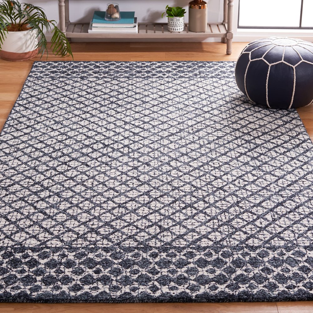 SAFAVIEH Abstract Collection Accent Rug - 3' x 5', Ivory & Navy, Handmade Wool, Ideal for High Traffic Areas in Entryway, Living Room, Bedroom (ABT203N)
