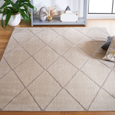 SAFAVIEH Area Rug 8x10 - Revive Collection - Large - Beige, Trellis Pattern, Non-Shedding & Easy Cleaning, Ideal for Living Room, Bedroom, Office, Dining Space (REV104B)