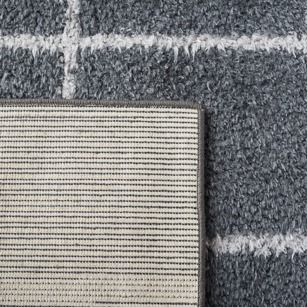 SAFAVIEH Area Rug 8x10 - Norway Shag Collection - Large - Dark Grey & Light Grey, Checkered Pattern, Non-Shedding & Easy Cleaning, Thick Pile, Ideal for Living Room, Bedroom, Dining Space (NOR206F)