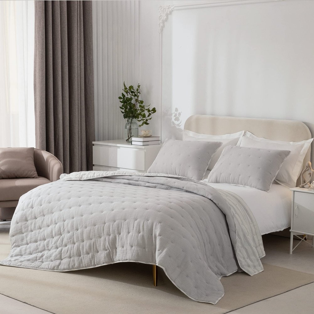 SHALALA Cotton Gauze Quilt Sets, Light Gray Lightweight King Quilt Bedding Sets, Reversible Seersucker Quilts for King Bed, 3pcs Ultro-Soft Bedspread, Breathable Coverlet for All Season
