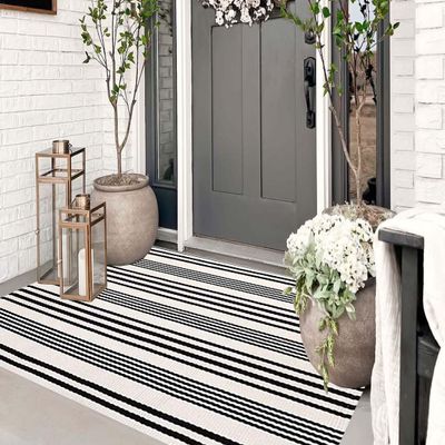 Black and White Outdoor Rug 3'x 5' Front Porch Rug Cotton Hand-Woven Striped Rug Machine Washable Indoor/Outdoor Area Rug Front Door Floor Mat for Farmhouse/Layered Door Mats/Living Room/Entryway