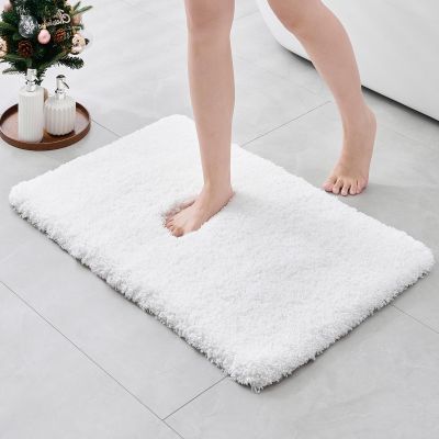 ILANGO White Bathroom Rugs 36"  24" Non Slip & Super Absorbent Extra Thick Soft, Washable Bath Mat for Floor, Non Shedding Microfiber Plush Shaggy Bath Rug with Rubber for Bathtub Shower Room Sink
