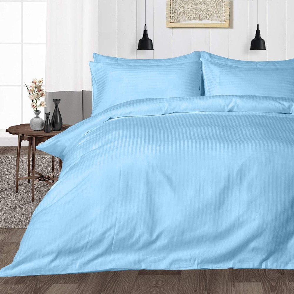 British Linen's - 100% Egyptian Cotton Duvet Cover Set, 3 Piece Luxury Soft Comforter Bedding Set with Zipper Closure & 400 Thread Count Quilt Cover Sets - Light Blue Stripe, Cal King.