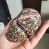 HXSCOO 1PC 500-600G Natural Flower Leopard Print Quartz Crystal Hand Carved Skull Carving Reiki Healing Skulls for Decorate view 3