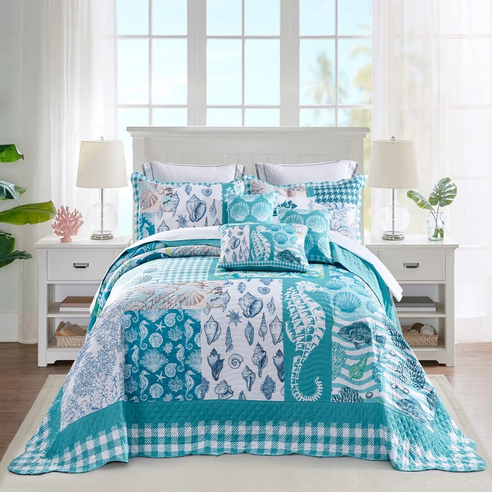 HZ & HY Coastal Oversized King Bedspread 128x120 Extra Wide, Lightweight Beach Bedding Nautical Quilt, Real Stitching, Reversible, 6 Piece, 100% Microfiber, King/California King, Seahorse