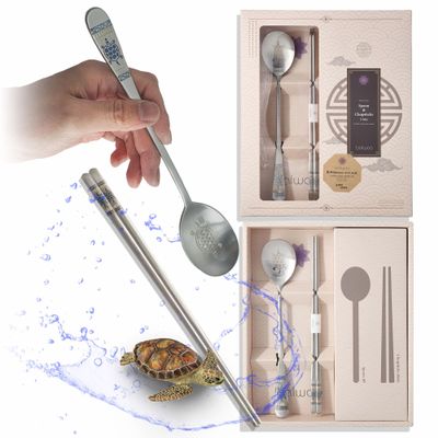 BALWOO [Made in Korea] Hologram Turtle Design Korean Table Sticky Rice Spoon and Chopsticks 304 Stainless Steel Flat Chopsticks Matt Surface Mukbang Cutlery (Blue, 5 sets)