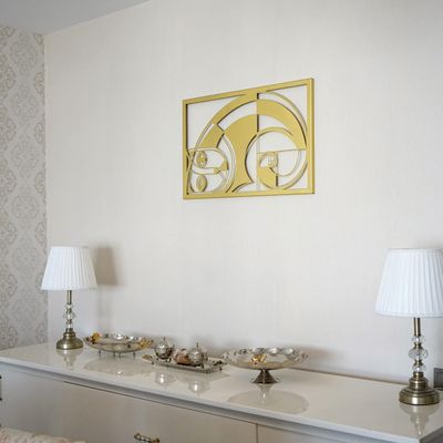 Colorfull Worlds Golden Ratio Lazy Cat Metal Wall Art, Fibonacci Spiral Wall Decor, Home and Office Decor Gift for Housewarming or New Year (33,9" x 21,7" | Gold)