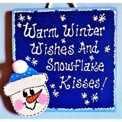 1 Pcs Warm Winter Wishes & Snowflake Kisses Sign Wall Art Door Hanger Snowman Plaque