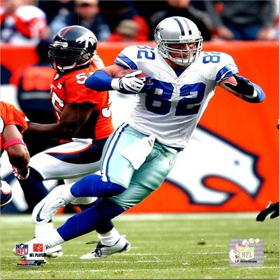 Autograph Warehouse 725905 8 x 10 in. Jason Witten Dallas Cowboys Tight End Photofile Licensed No.4 Photo