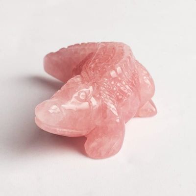 HXSCOO 2in Crocodile Statue Natural Stones Rose Quartz Healing Crystals Carved Animal Figurines Room Decor Gem Craft Trinket (Color : Rose Quartz)