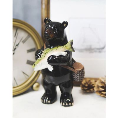 1 Pcs Western Rustic Fishing Black Bear Holding Largemouth Bass Fish Figurine Bears