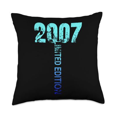 19 years old boy limited edition 19th birthday girl Throw Pillow