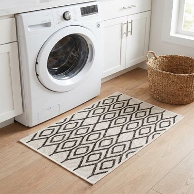 Rugs.com - Jill Zarin Outdoor Rug 2' x 3' 1 Ivory Washable Rug Ideal for Patios, Decks, and Porches