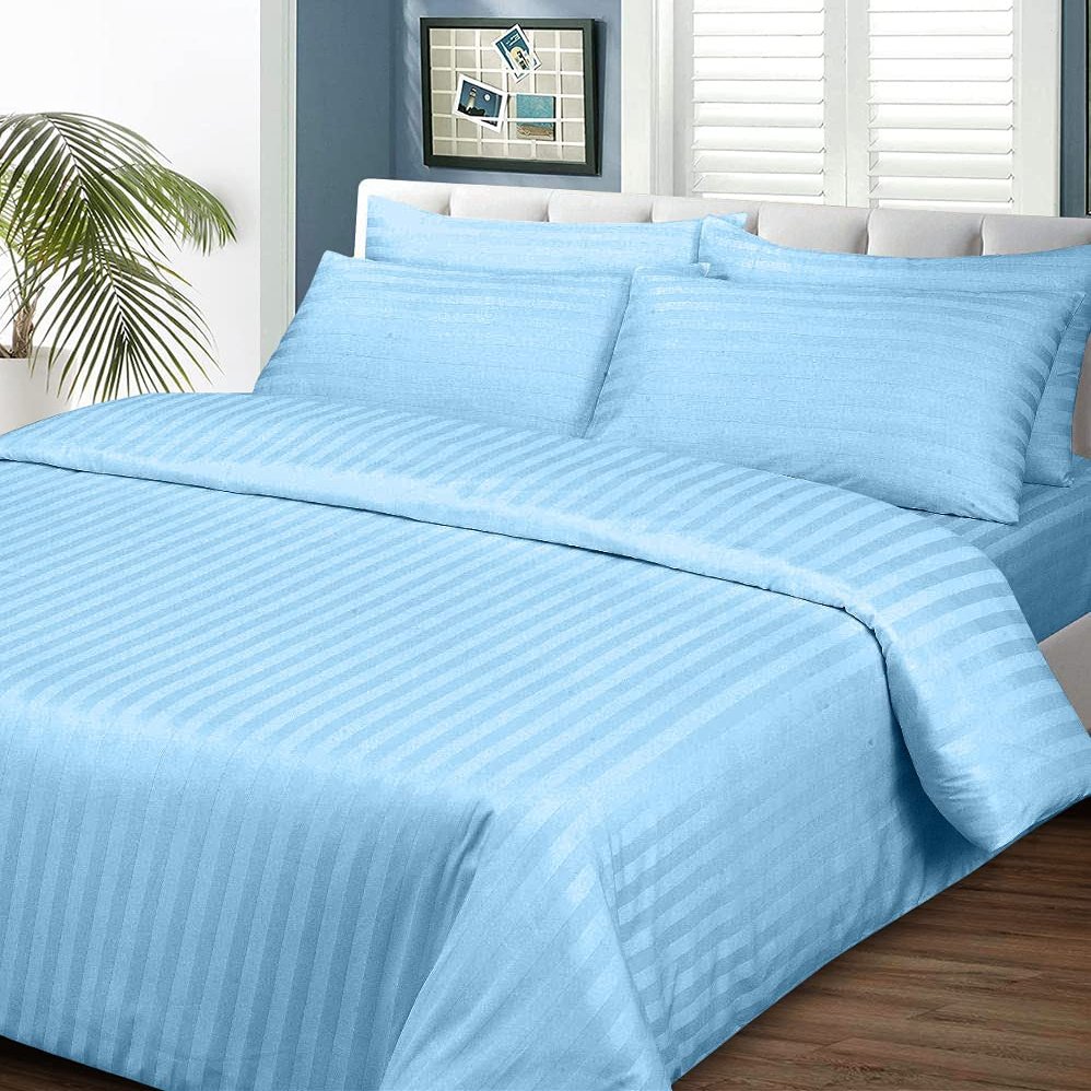 400 Thread Count 3 Piece Duvet, Quilt, Comforter Cover Set, 100% Egyptian Cotton All Season Comforter Cover with Zipper Closure, Ultra Soft & Breatheable - Light Blue Stripe, Super King.