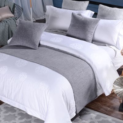 TTiiLoe Grey Bed Scarf for Foot of Bed, Velvet/Linen Bed Runner Pleated Textured Bedding Cover Throw Both Sides Hotel Bed Mat for Double/Single Size Bed, 50 x 180cm