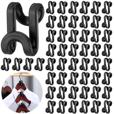 Unittype 150 Pcs Space Saving Hanger Hooks, Clothes Hanger Connector Hooks, Heavy Duty Space Saver Extender Clips for Closet Organizers (Black)