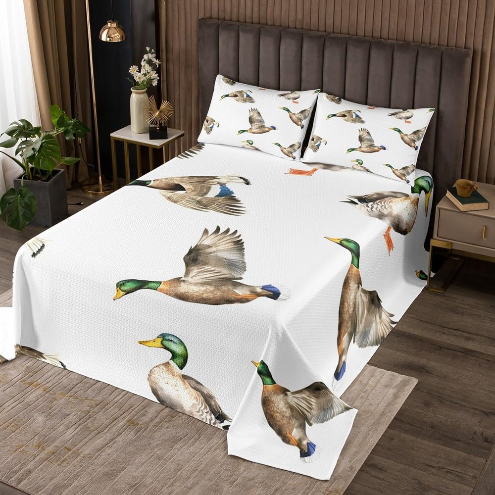 Feelyou Mallard Duck Coverlet Set Hunting and Fishing Bedspread Wild Animal Quilted Coverlet for Boys Girls Kids Wildlife White Quilted King Size with 2 Pillow Case