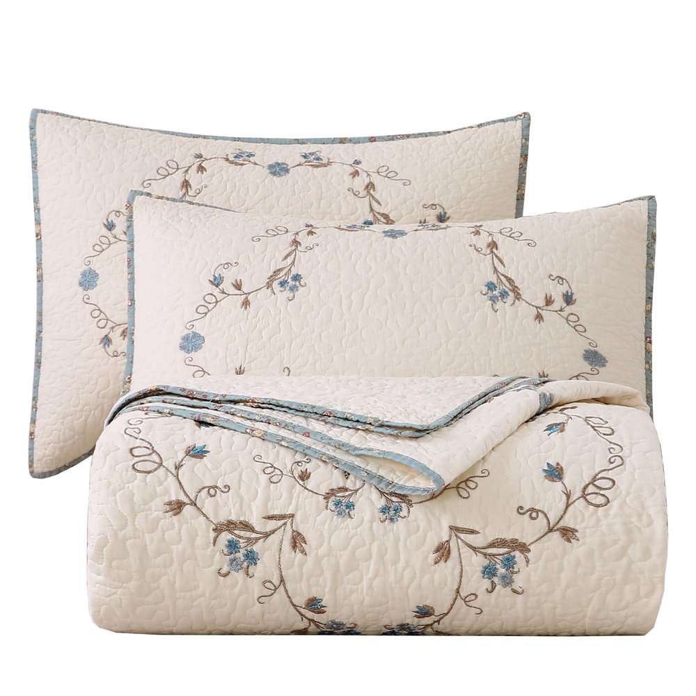 vctops 3-Piece Elegant Floral Embroidered Bedspread Coverlet Set Oversize Queen 100% Cotton Reversible Patchwork 1 Quilt and 2 Pillow Shams (Flower B,Oversize Queen)