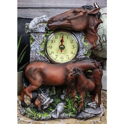 1 Pcs of Brown Chestnut Stallion Horse Mare Stallion and Foal Family Desktop Table Clock