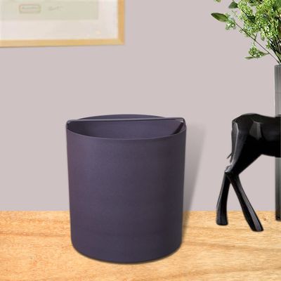 BBH Home's Handmade Black Round Shaped Iron Vases 8.66x8.66x9.25 Inch AMBBAOB321A