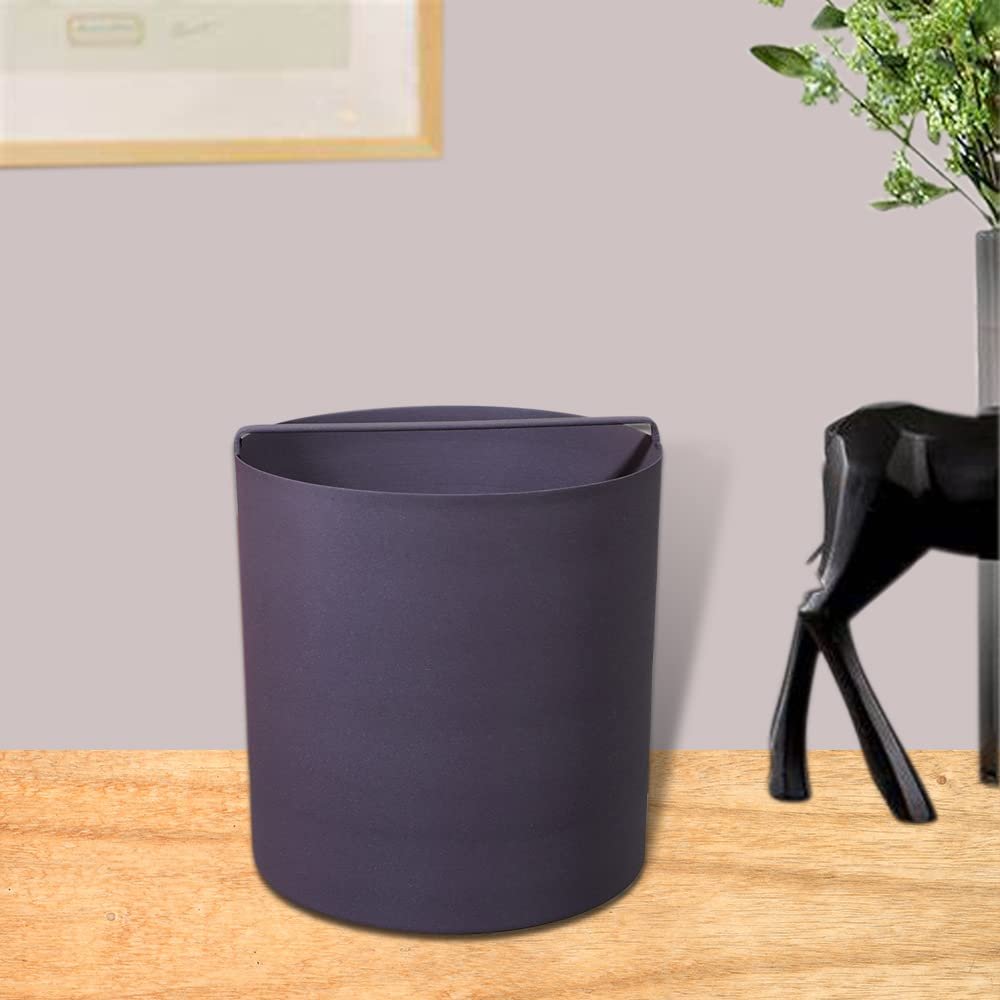 BBH Home's Handmade Black Round Shaped Iron Vases 8.66x8.66x9.25 Inch AMBBAOB321A