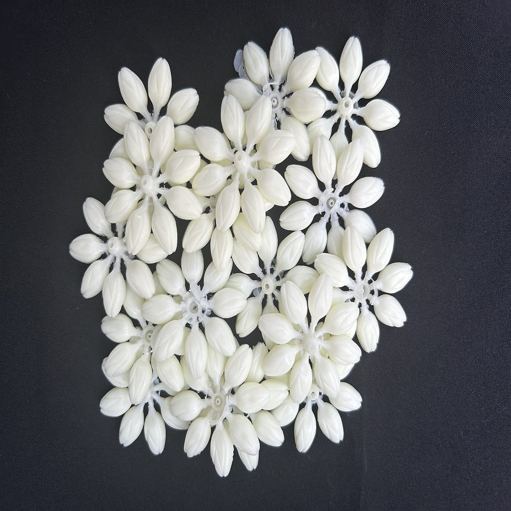 100 PCS Fake Gardenia Plastic Flower for Making Garland DIY