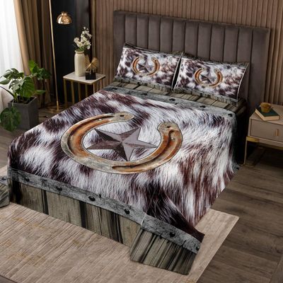 Brown Cowhide Quilted Bedding for Men King,Rustic Farmhouse Horseshoe Quilt Set for Kids Adults Western Texas Star Bedspread Retro Grunge Barn Door Highland Cow Fur Coverlet Set 2 Pillow Cases