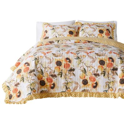 Benjara Kelsa 3 Piece Queen Quilt Set with 2 Pillow Shams and Cotton Fill, Gold