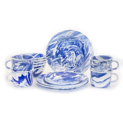Artesano Home Decor Hand-Painted Enamelware Set of 16 Pieces - Blue Marble Design - 4 Dining Plates 10" - 4 Dessert Plates 7" - 4 Bowls 34oz - 4 Mugs 22oz, Ideal for Home, Party and Camping