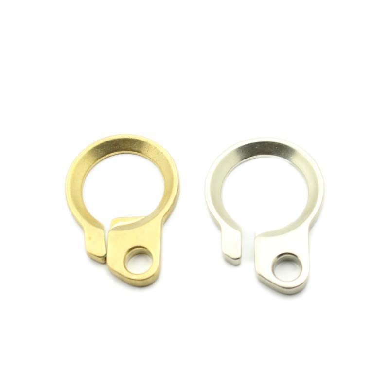 1Pcs Brass Opener Car Keychain Pendant Creative Beer Opener Pure Copper Tools Pendant Piece()