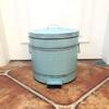 FEHUN Trash Can Accent Decor Retro Trash Can, Blue Living Room Decorative Trash Can Bar Restaurant Pedal Bin Bathroom Trash Can Indoor view 3