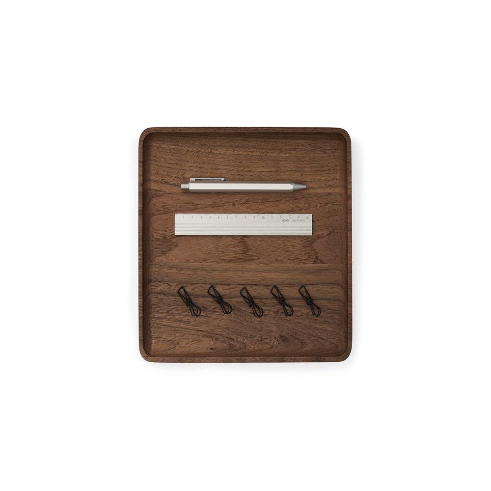 Oakywood Handcrafted Wooden Catchall Tray - Wooden Desk Organiser - Made in The EU - Natural Wood Desktop Storage - Customizable in 3 Sizes - Natural Walnut - 24x20 cm (9.4"x7.9")