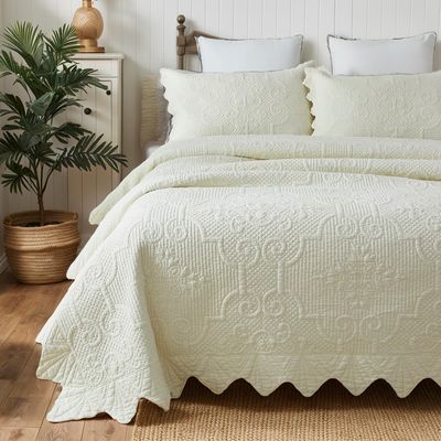 Brandream Queen Size Quilt Set Cotton Scalloped Quilt Cream Yellow 3 Piece Vintage Scalloped Edge Quilts