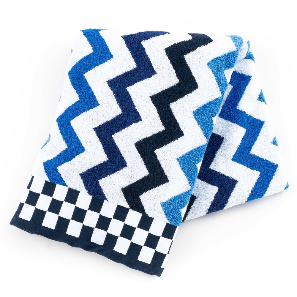 MACKENZIE-CHILDS Royal Zigzag Bath Towel, Cute Decorative Bath Towel for Bathroom Decor