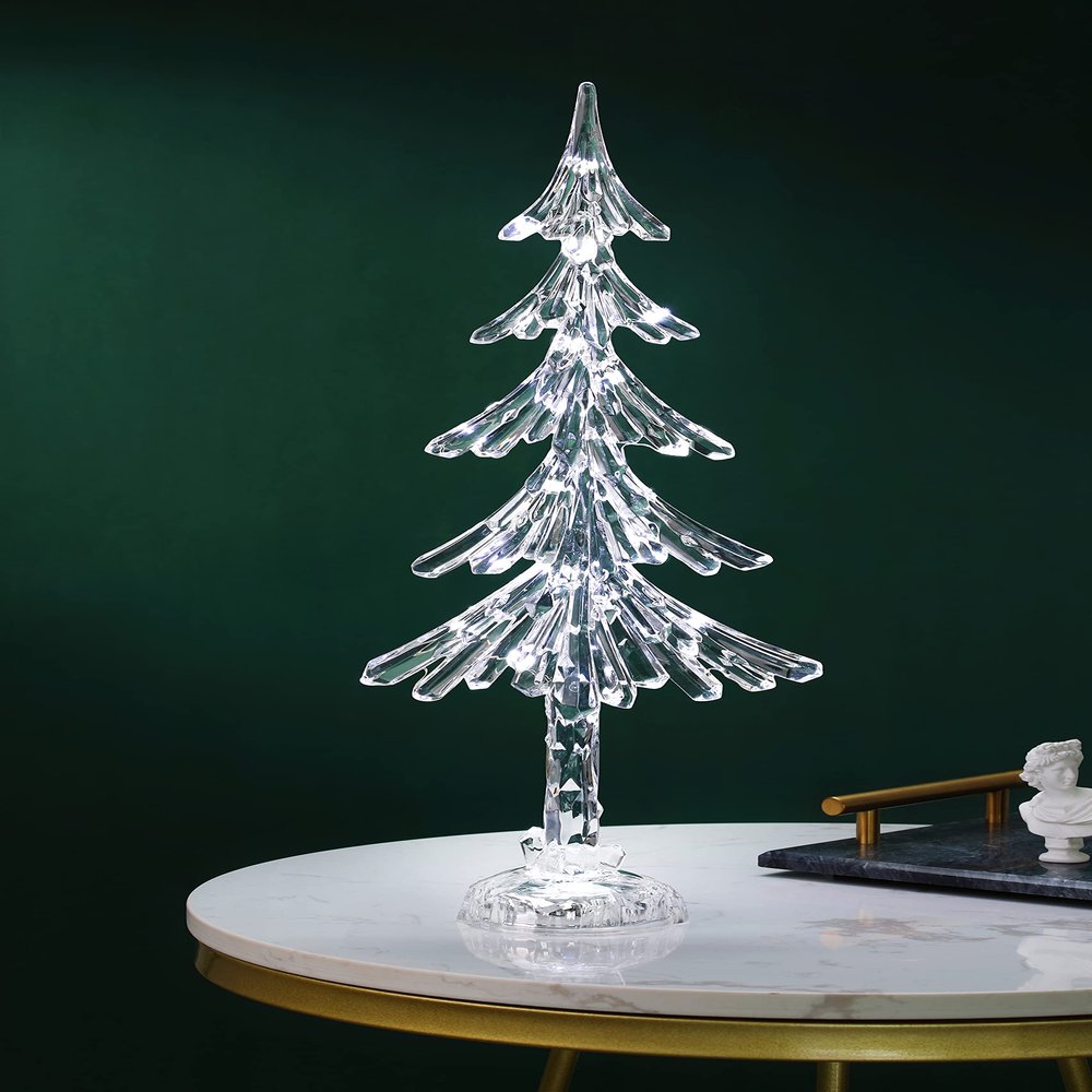 Icy Craft String Christmas Tree