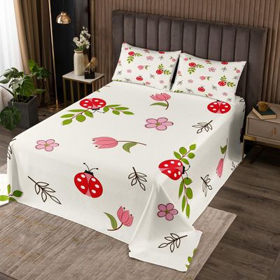 3 Piece Red Ladybug Quilt Bedding Set Women Aldult Lightweight Bedding Flower and Leaf Bedspread Set Cute Ladybug Bedspread Coverlet Soft Microfiber Home Quilt Set for King Bed All Season
