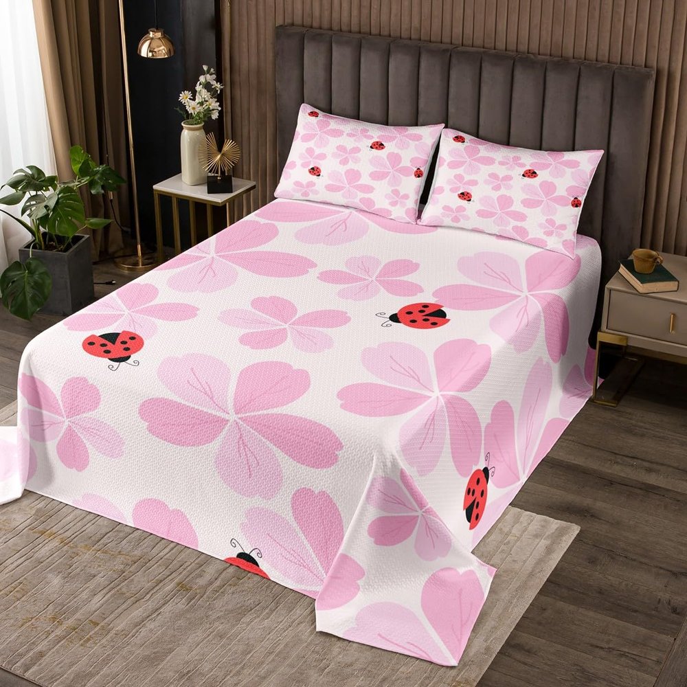 3 Piece Red Ladybug Quilt Bedding Set Women Aldult Lightweight Bedding Pink Flowers Bedspread Set Cherry Blossoms Bedspread Coverlet Soft Microfiber Home Quilt Set for King Bed All Season