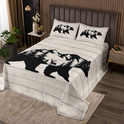 Feelyou Wildlife Bedspread Western Farmhouse Bear Deer Kids Quilted Coverlet for Boys Girls Deer Hunting Coverlet Set Breathable Wooden Plank Pattern Quilted Room Decor King Size