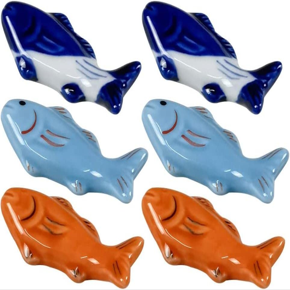 Animal Decor 6pcs Ceramic Chopstick Rest Fish Shaped Chopsticks Rack Stand Spoon Fork Holder Rack Japanese Style Desktop Tableware Decorations Kitchen Tools Chopstick Rest
